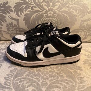 Nike Panda Dunks Women 6.5